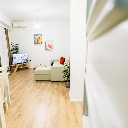 At Bazaar Central Apartment ティラナ エクステリア 写真